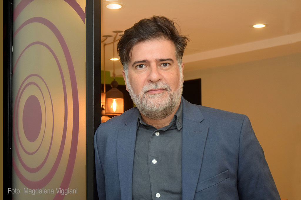 Rafael Spregelburd: “Somos actores, hablamos y defendemos la falta de creación de ficción”