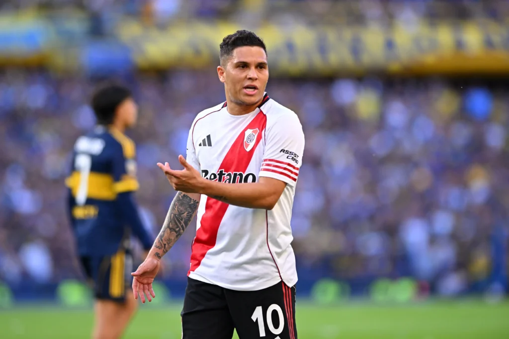 Se lesionó Juanfer Quintero y hay fuerte preocupación en River